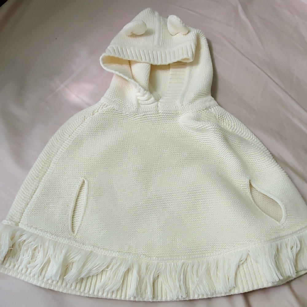 Hooded sweater poncho